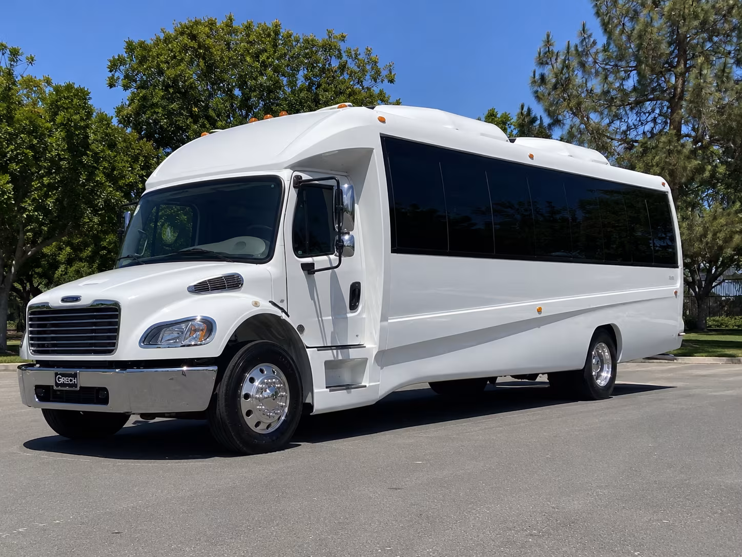 25 Passenger Party Bus