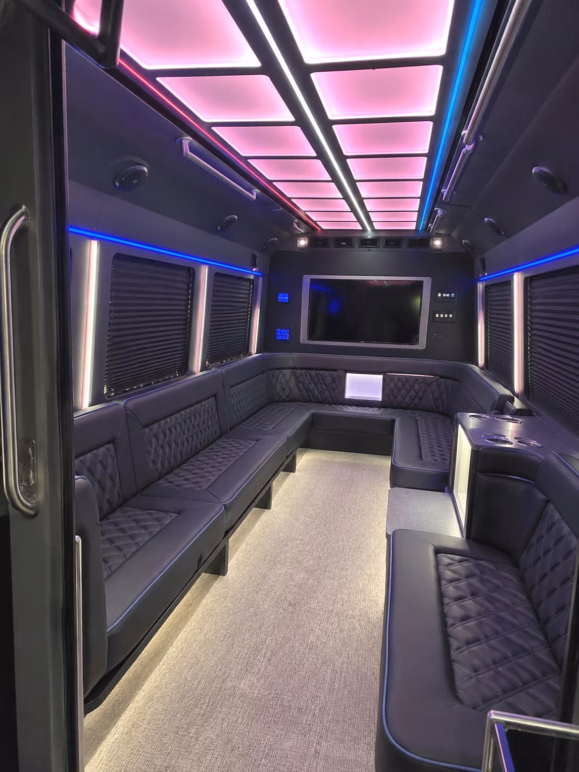 Hesperia Birthday, Sweet 16, & Quinceañera Party Bus Rentals