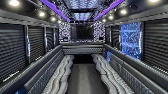 hesperia 20 passenger party bus